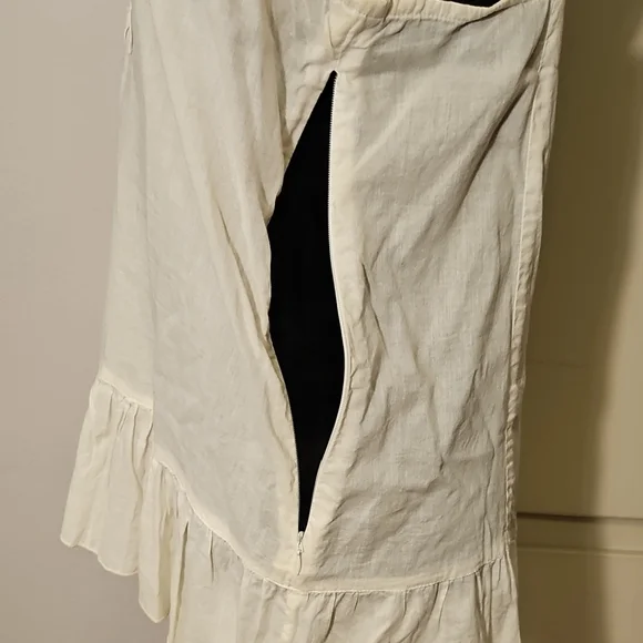 Lace Trim Cream Cami Top - Picture 4 of 5